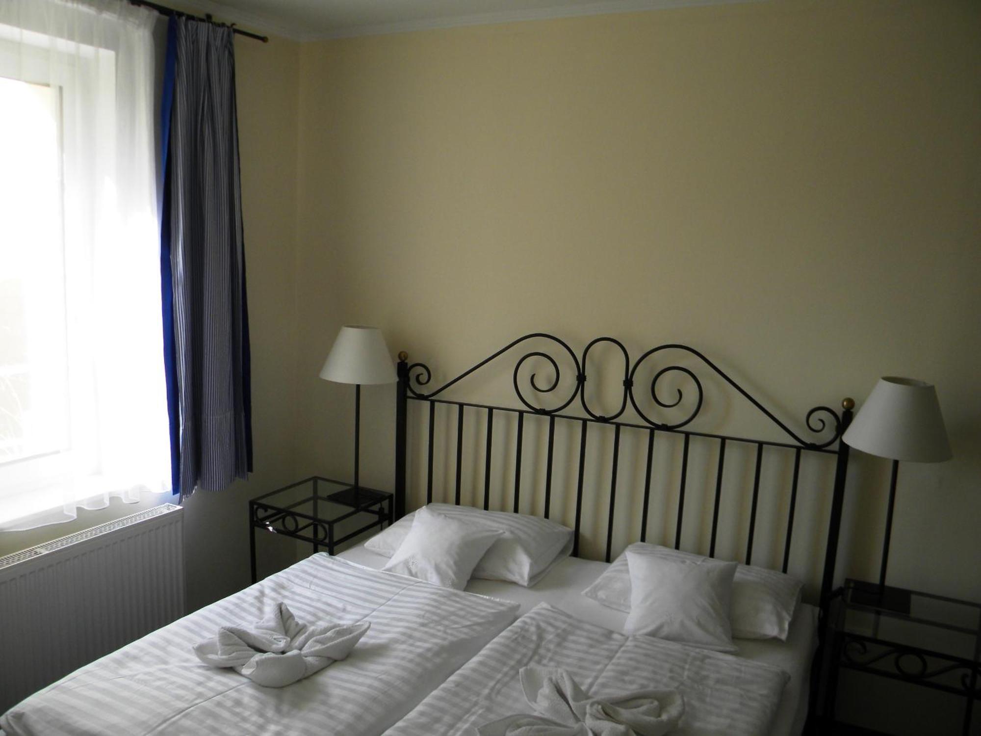 Apartment Barbara Marianske Lazne Exterior photo